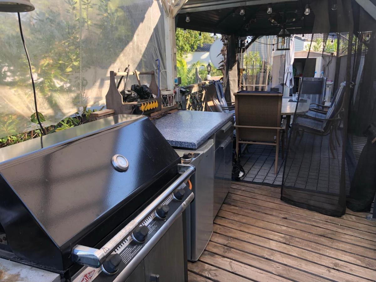 Mobile Home, Le Dattier, Frejus, South Of France Camping